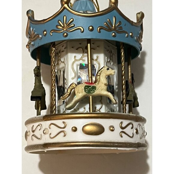 Carousel Christmas Ornament With Gold & Blue Detailing Plastic-DOES NOT Work - Picture 1 of 4